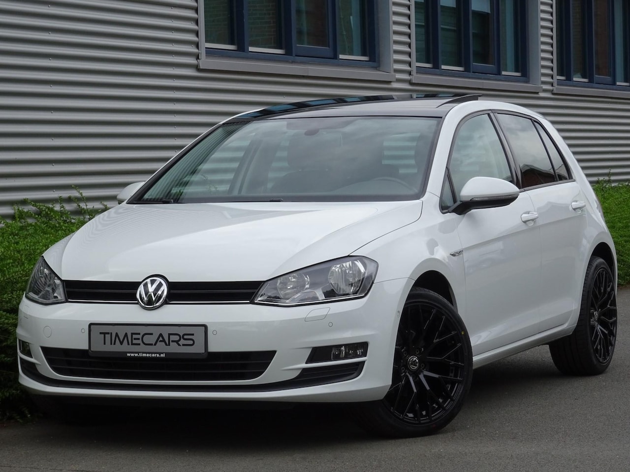 Volkswagen Golf - 7 1.2 TSI Cup Panoramadak Trekhaak Cruise! - AutoWereld.nl