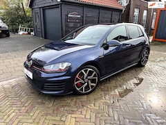 Volkswagen Golf - GTI Performance |ACC |LED| KEYLESS ACCES| CAMERA| WAGNER TUNING| CARPLAY| ANDROID AUTO| DI