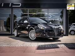 Alfa Romeo Giulietta - 1.4 T Distinctive|Nwe koppeling|Bose|Climate|Leder|Sport int|PDC|