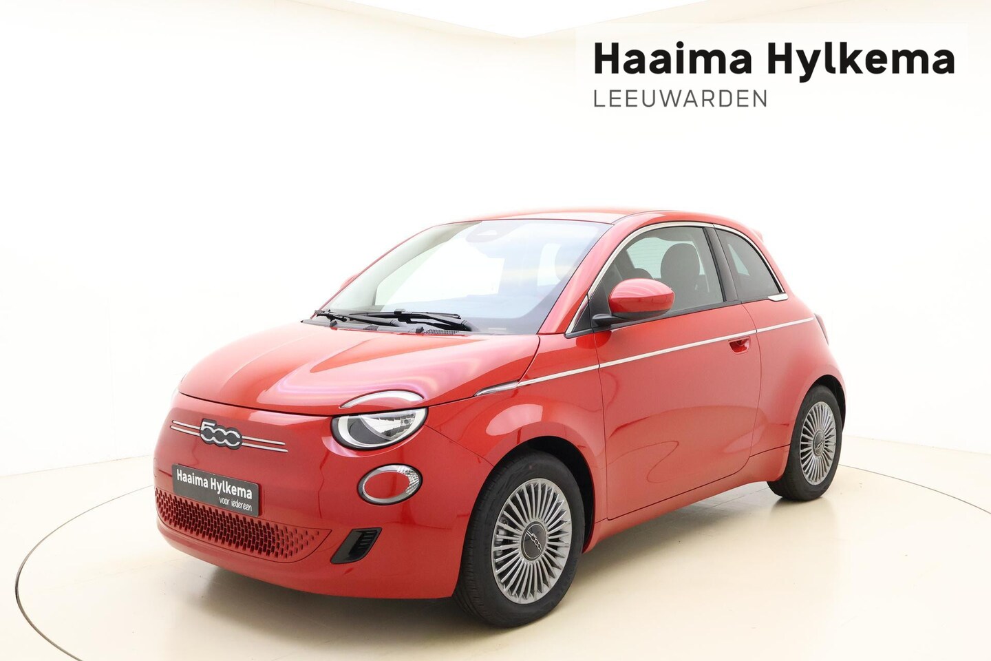 Fiat 500 - Urban 42 kWh Apple carplay/Android auto | Lichtmetalen velgen | Rosso Passione | Keyless s - AutoWereld.nl