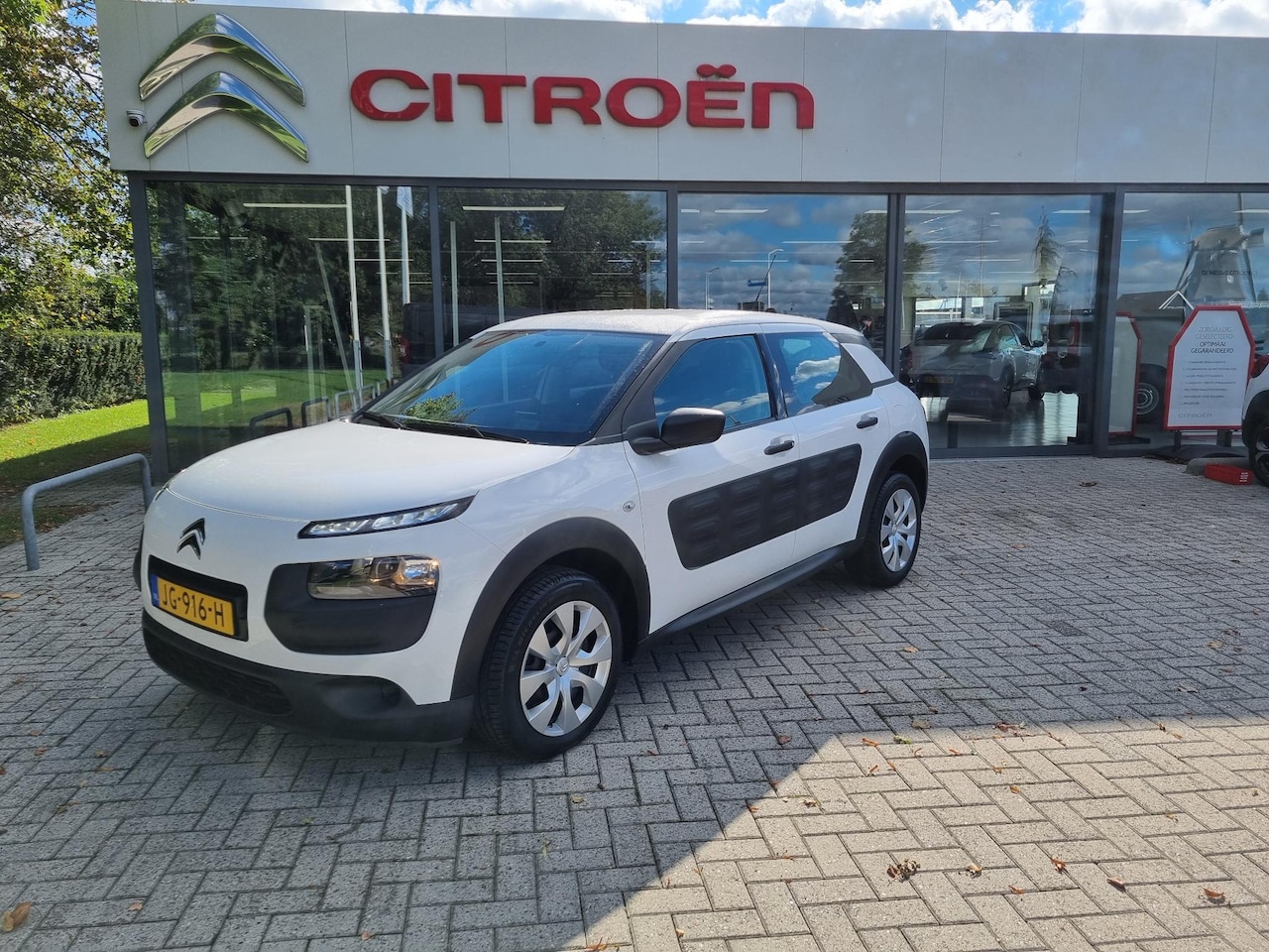 Citroën C4 Cactus - 1.2 PureTech Live / Airco / eerste eigenaar - AutoWereld.nl