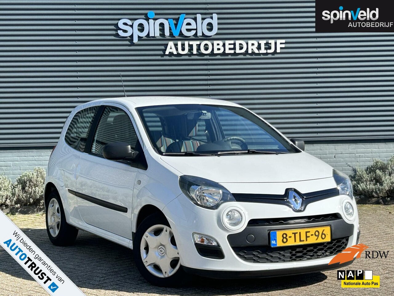 Renault Twingo - 1.2 16V Parisienne BJ'14 NAP NL AIRCO - AutoWereld.nl