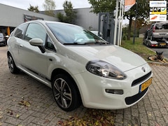 Fiat Punto Evo - 1.2 sport, airco, cruise, elec pakket , alu wielen , navigatie , camera, usb-aux , 111.143