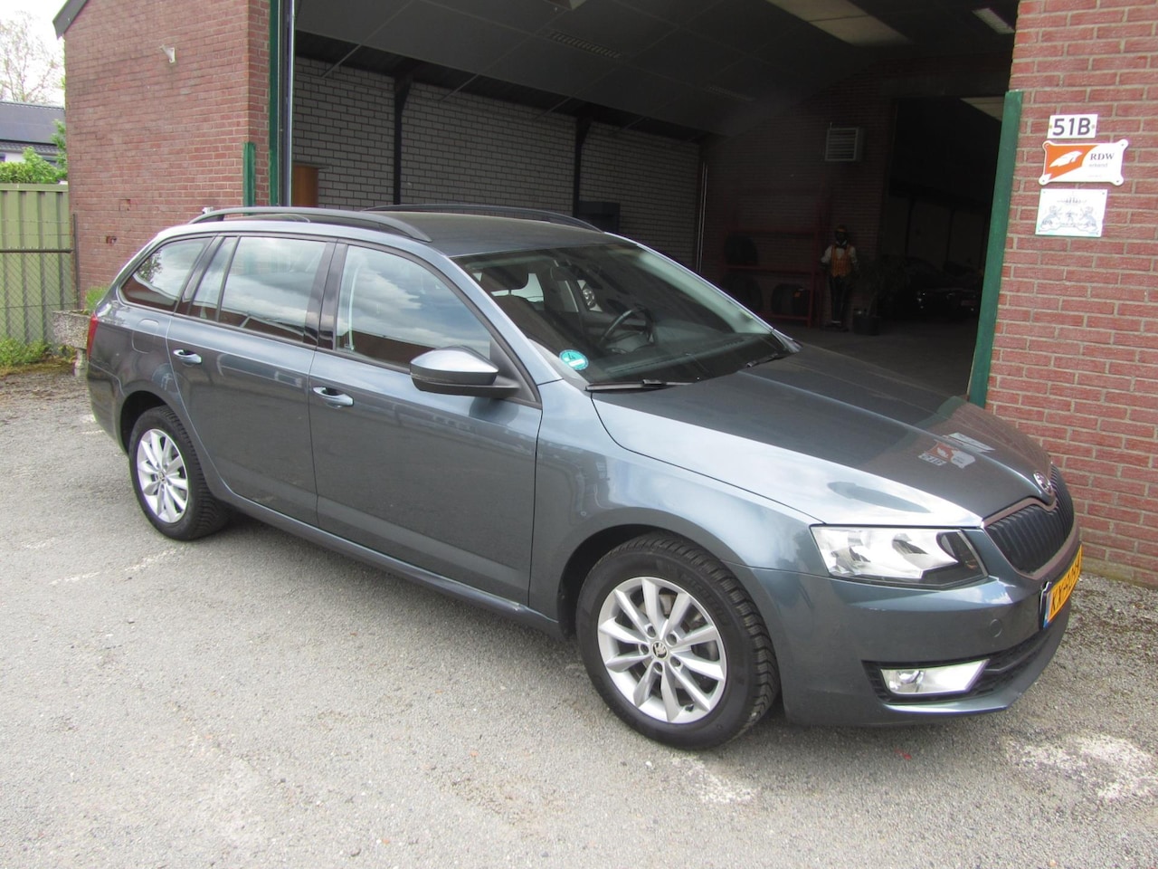 Skoda Octavia Combi - 1.4 TSI Greentech Ambition Business INCL BTW/BPM - AutoWereld.nl