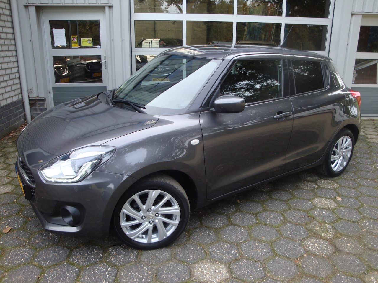 Suzuki Swift - 1.2 Select Smart Hybrid 1.2 Select Smart Hybrid - AutoWereld.nl