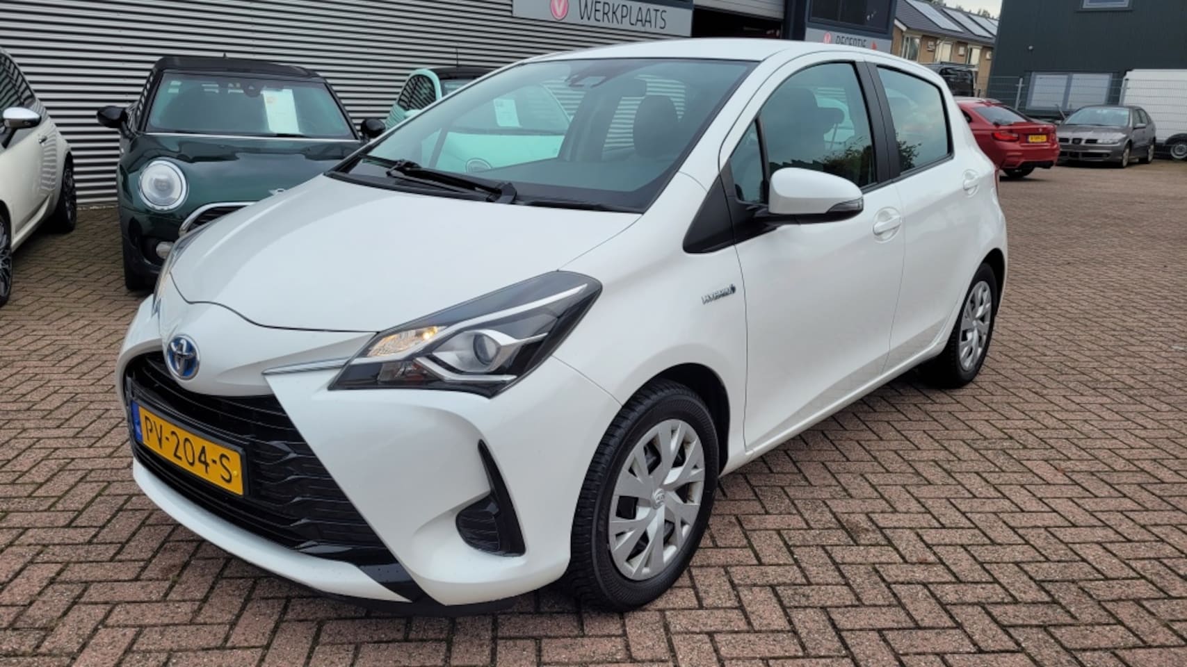 Toyota Yaris - 1.5 Hyb. Aspiration - AutoWereld.nl