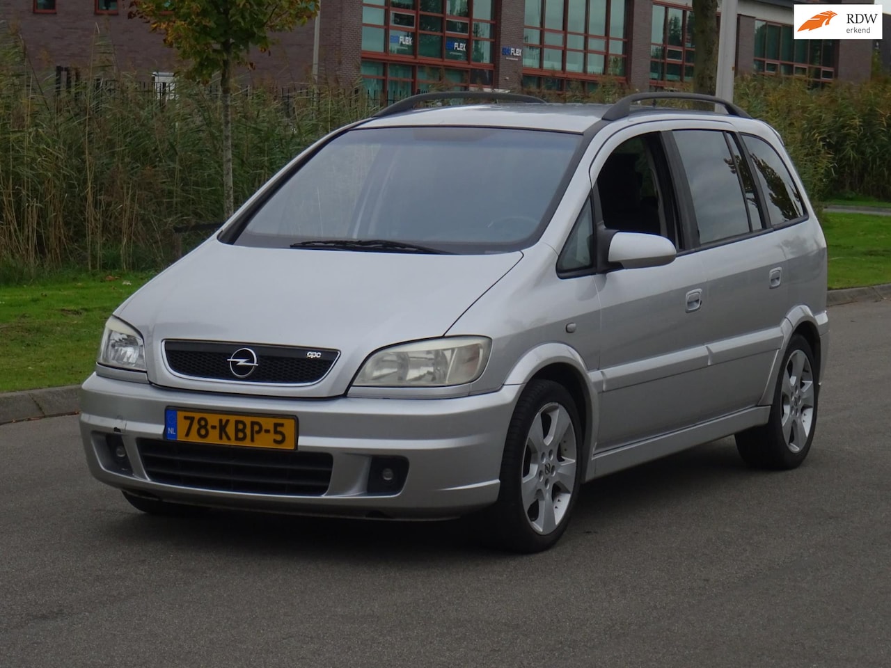 Opel Zafira - 1.8-16V Design Edition BJ2004 NAP/CLIMA/APK - AutoWereld.nl