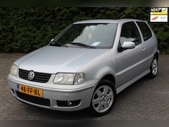 Volkswagen Polo - 1.4-16V Trendline 75PK | Radio | Stuurbekrachtiging | NWE APK