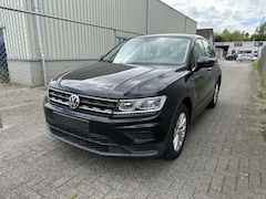 Volkswagen Tiguan - 1.4 TSI RIJDBARE SCHADE|KEYLESS|APP-C|PDC