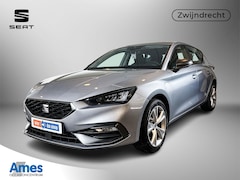 Seat Leon - 1.4 204pk TSI eHybrid PHEV FR / Predictive Adaptive Cruise Control / Verwarmbaar stuurwiel