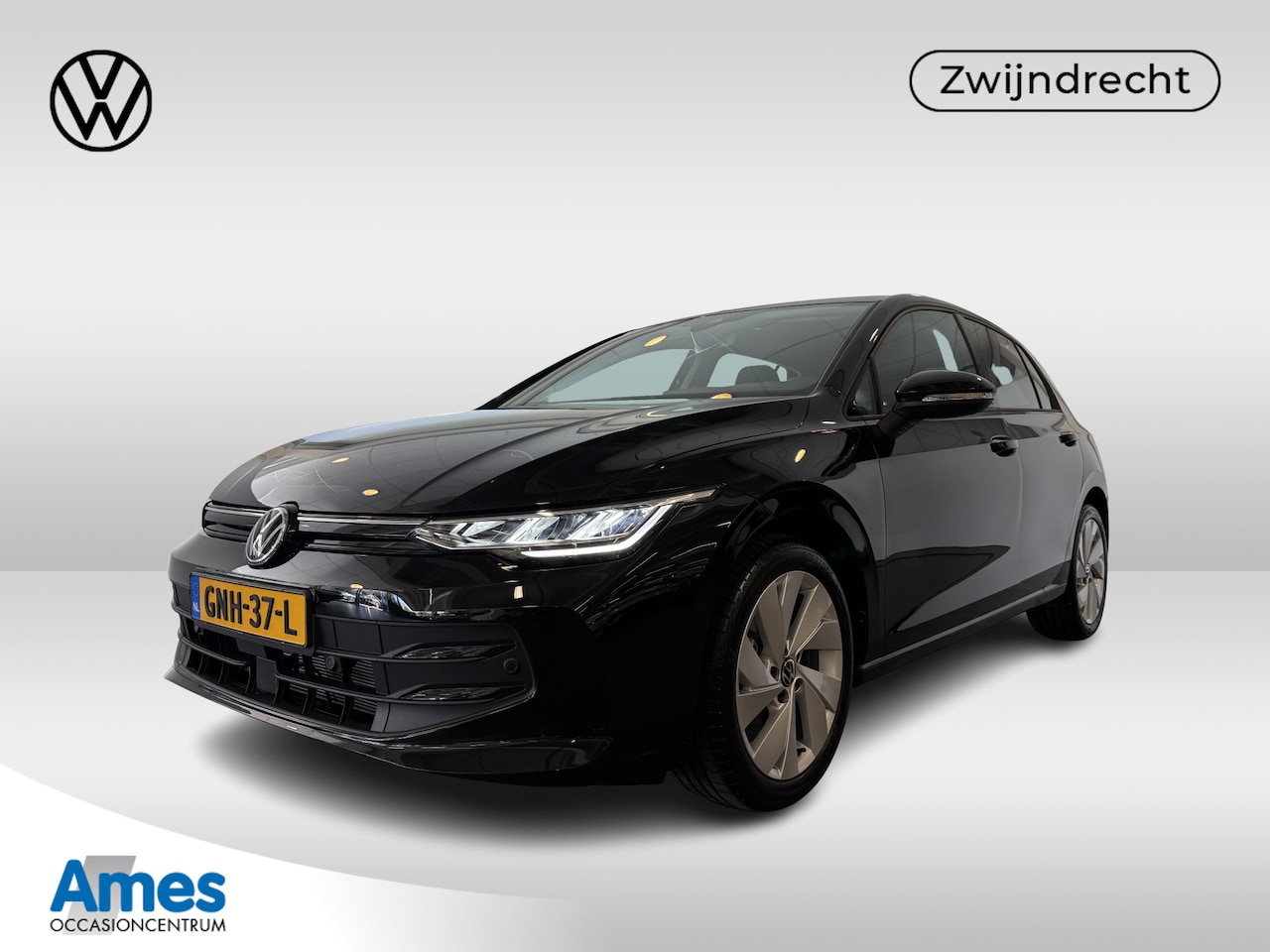 Volkswagen Golf - 1.5 TSI 116PK Life Edition | 17" Lichtmetaal | KESSY | achteruitrijcamera | App connect - AutoWereld.nl