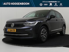 Volkswagen Tiguan - 1.5 TSI Life | Trekhaak | Achteruitrijcamera | Stoel-stuurverwarming | Keyless | Navigatie