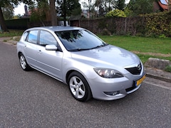 Mazda 3 Sport - 1.6 Touring *Airco, trekhaak, APK 06-2025