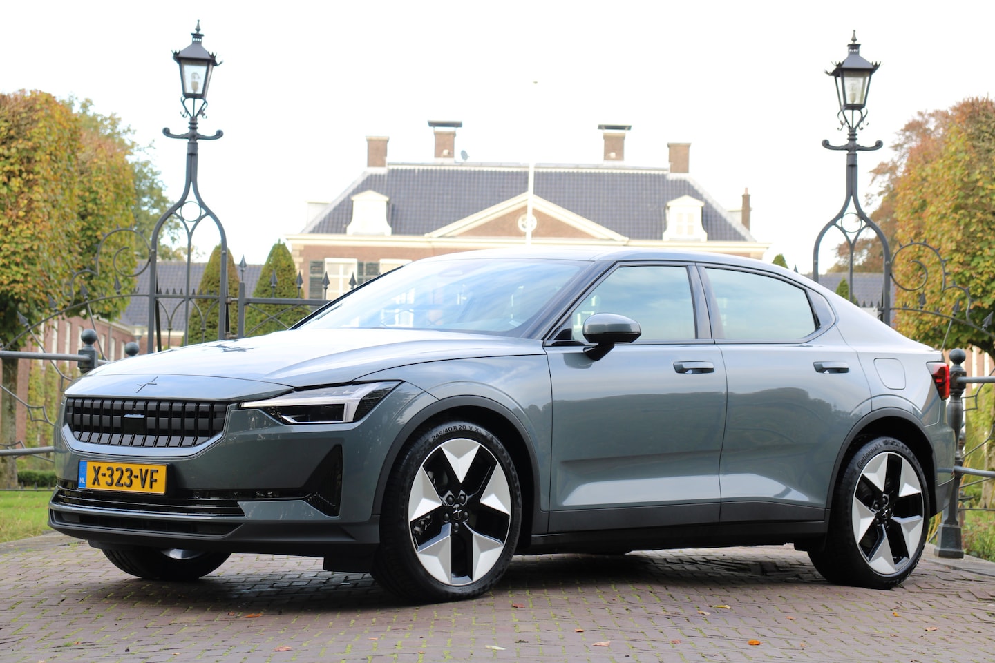 Polestar 2 - Standard Range Single Motor 69 kWh | PLUS PACK | WINTERPACK | PANODAK | ELEKT. STOELEN + M - AutoWereld.nl