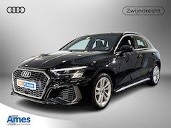 Audi A3 Sportback - 40 TFSI e 204pk S-Line / smartphone interface / Adaptive cruise control / Privacy glas