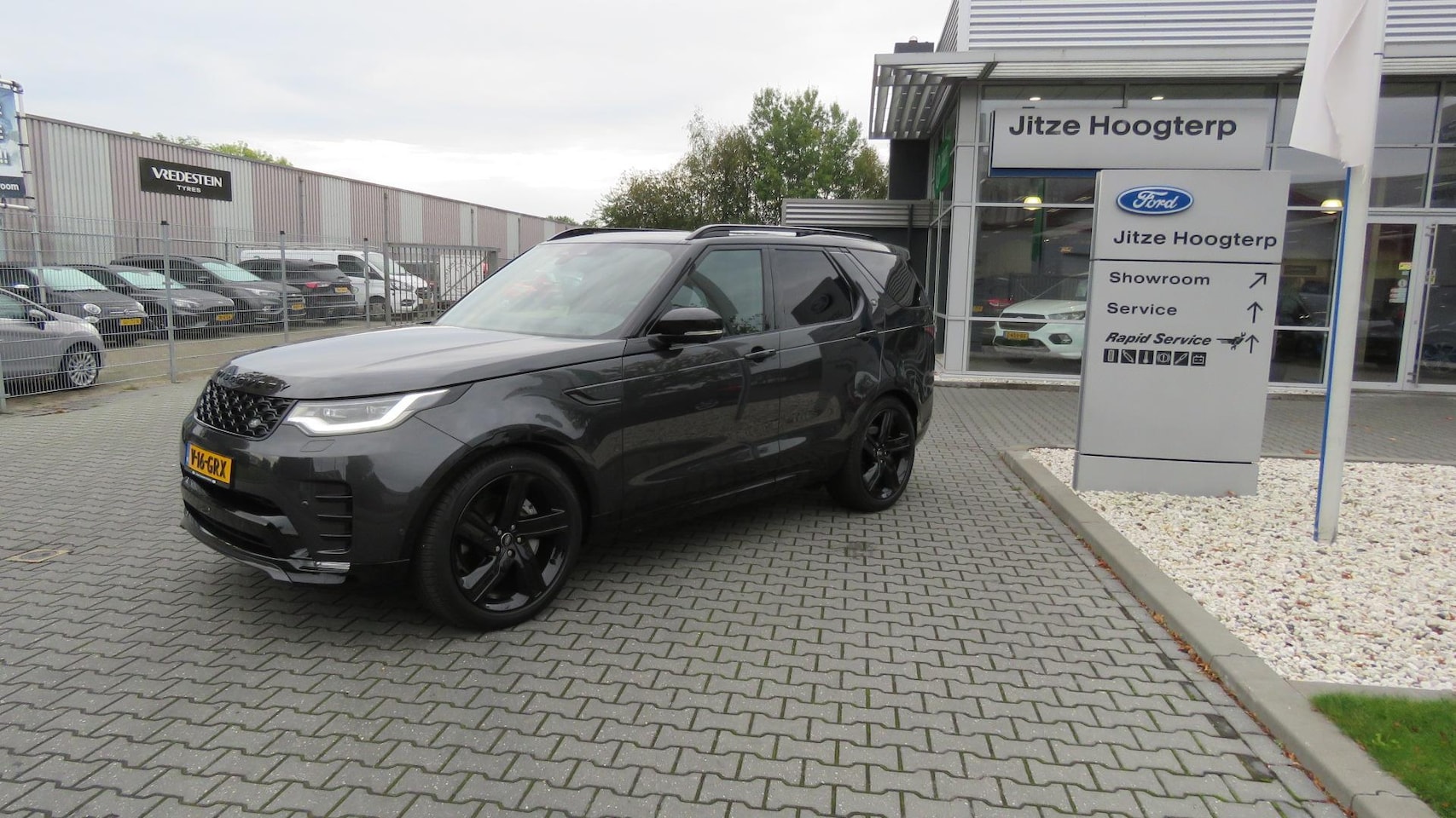 Land Rover Discovery - 3.0 D300 Dynamic HSE MHEV COMMERCIAL.TREKHAAK.ACC.STANDKACHEL.MERIDIAN.PANORAMADAK.22 INCH - AutoWereld.nl