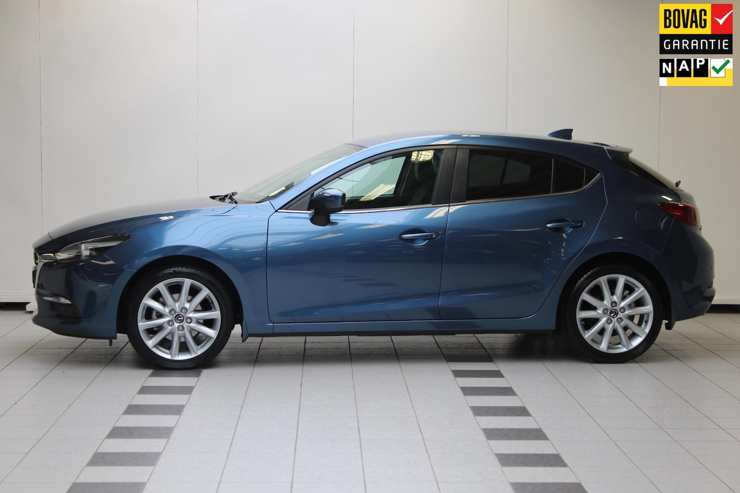 Mazda 3 - 2.0 SkyActiv-G 120 SkyLease GT*Nieuwstaat*Vol Opties*Nap* - AutoWereld.nl