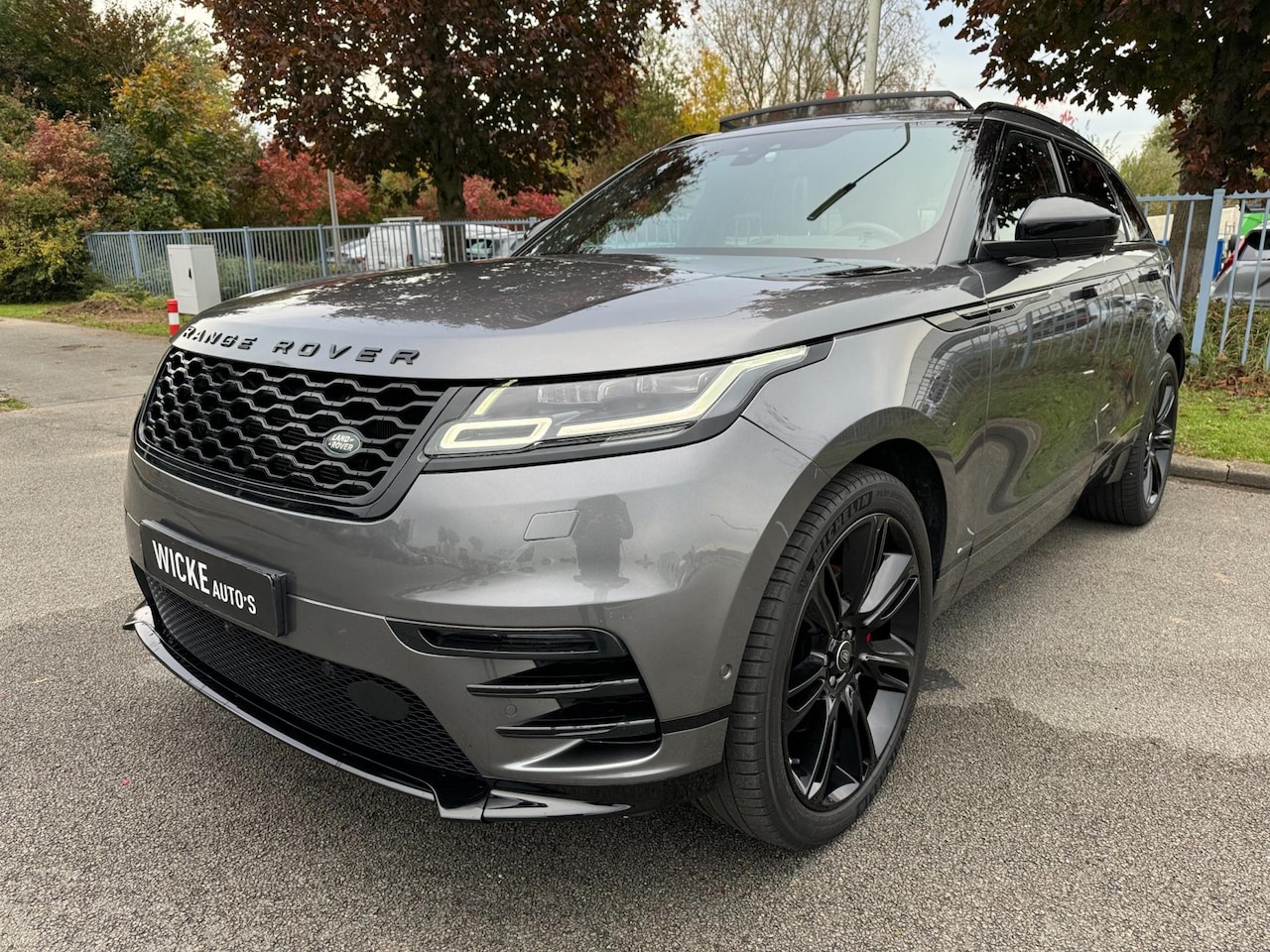 Land Rover Range Rover Velar - 3.0 V6 AWD R-Dynamic Pano Camera VOL ! - AutoWereld.nl