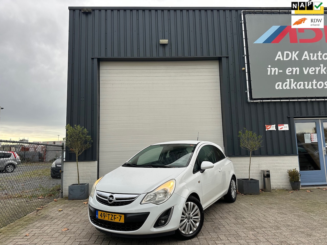 Opel Corsa - 1.2-16V Edition NAVI/CRUISE/AURCO/PDC/LM VELGEN - AutoWereld.nl