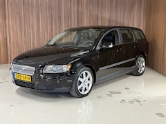 Volvo V50 - 2.4 Kinetic - Youngtimer - lage km stand - fiscaal aantrekkelijk