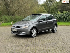 Volkswagen Polo - 1.2 High Line i PANORAMADAK I CRUISE I PDC I VOLL ONDERHOUD