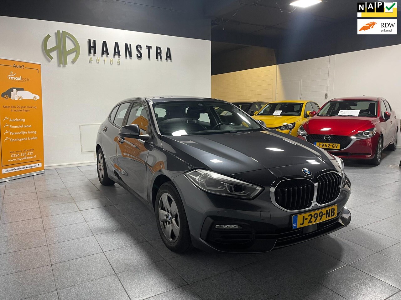 BMW 1-serie - 118i Executive Edition Navi-Camera,3D-Cockpit,Head-up display. - AutoWereld.nl