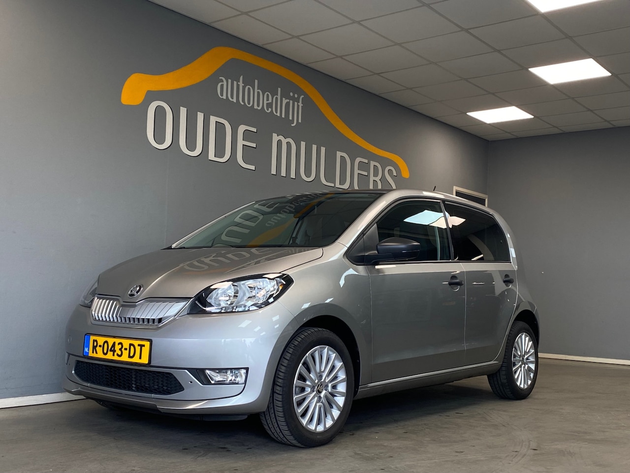 Skoda Citigo - E-Citigo 61kW Snellader/Parkeersensoren/Cruise - AutoWereld.nl