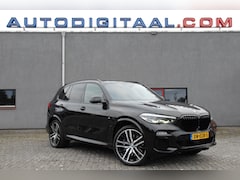 BMW X5 - 4.0i xDrive High Executive M-Sport Individual / Org.NL./ Fully Loaded / Panodak / Shadow-Line / 22 Inch