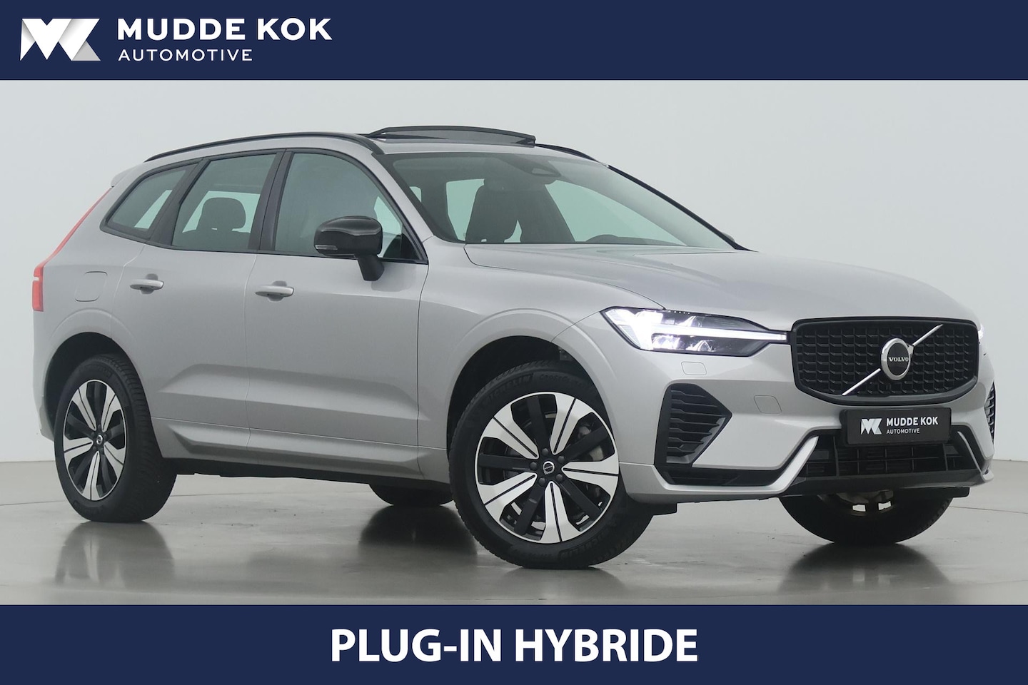 Volvo XC60 - T6 Recharge Plus Dark | Long Range | Panoramadak | Camera | Stoel+Stuurverwarming | Keyles - AutoWereld.nl