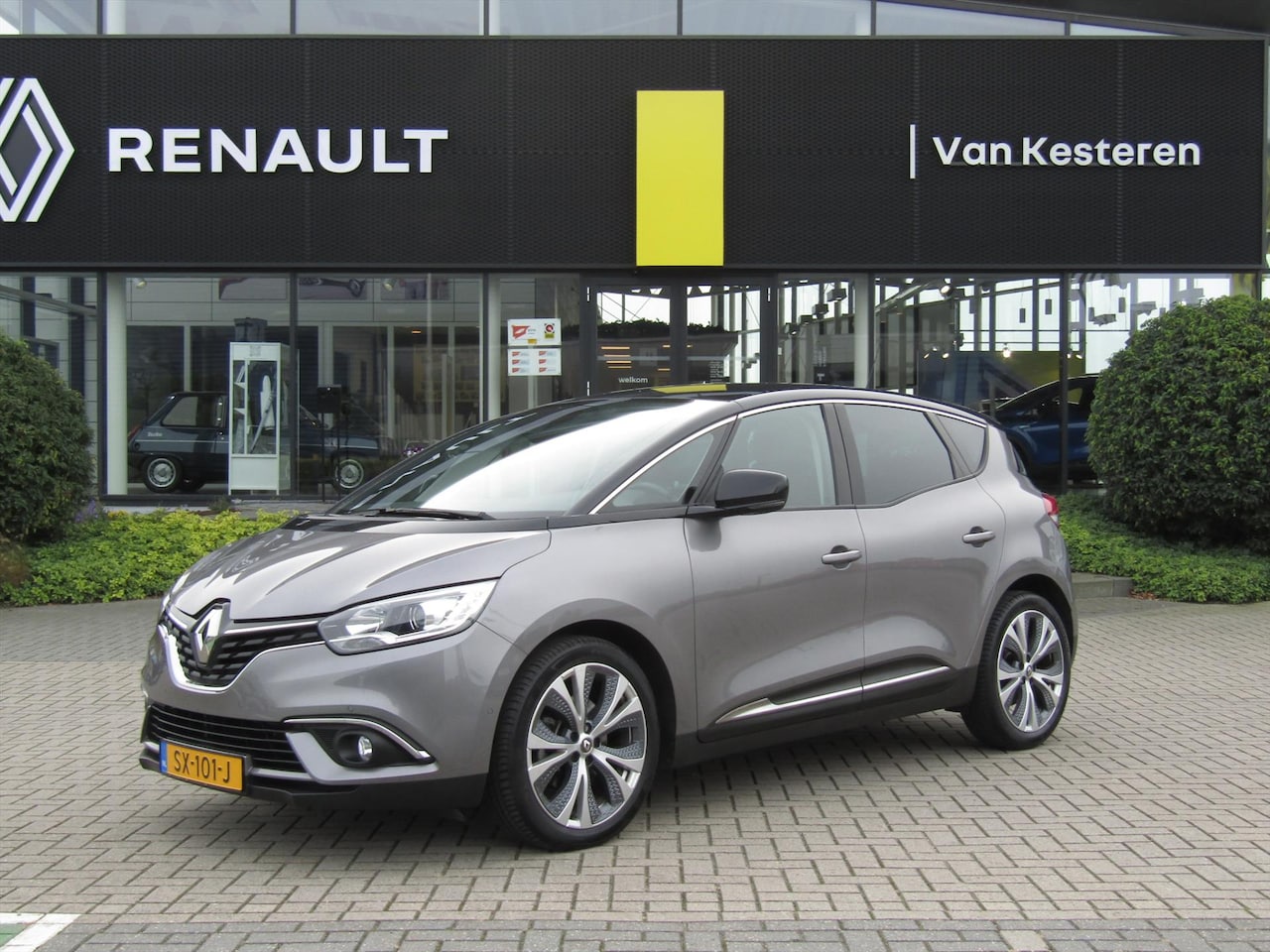 Renault Scénic - 1.3 Energy TCe 140pk EDC Intens / Navigatie / Camera / Blindspot / 1e eigenaar / Compleet - AutoWereld.nl