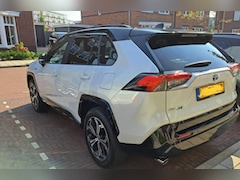 Toyota RAV4 - 2.5 Hybrid AWD Bi-Tone Plus incl. Bearlock Mechanische autoblokkade