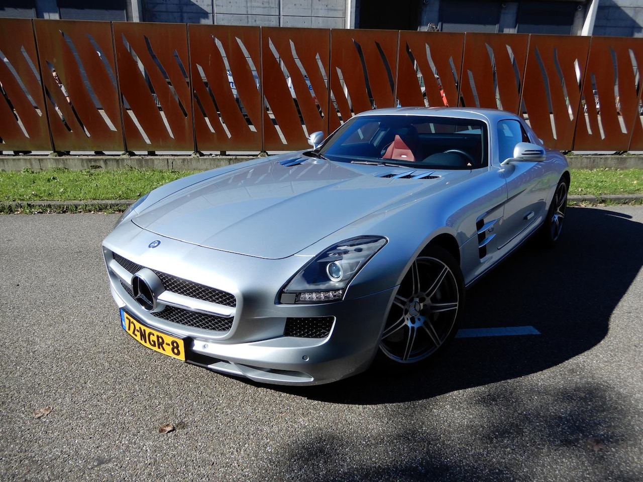 Mercedes-Benz SLS Coupé - Mercedes-Amg 6.2 V8 572pk Speedshift DCT - AutoWereld.nl