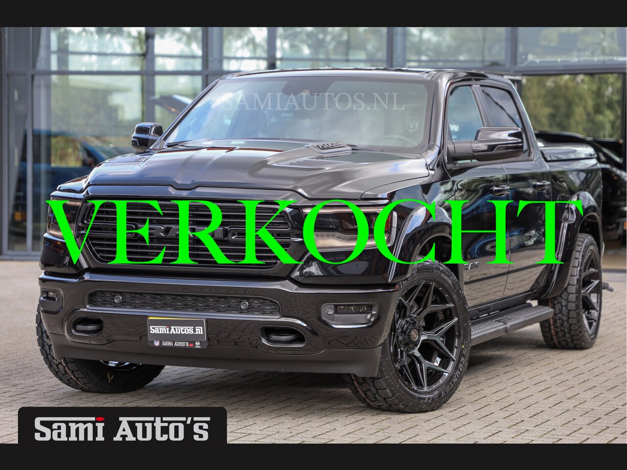 Dodge Ram 1500 - ALL-IN PRIJS | HULK BLACK OPS | LPG | COVER | GROOTSCHERM 12" INCH | LARAMIE | 5 PERSOONS - AutoWereld.nl