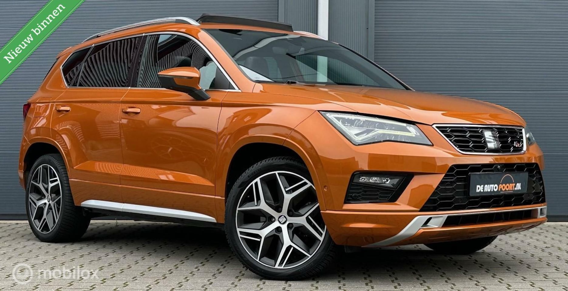 Seat Ateca - 2.0 TSI FR 4DRIVE Pano.dak/Viritual/Trekhaak/ACC/LED - AutoWereld.nl