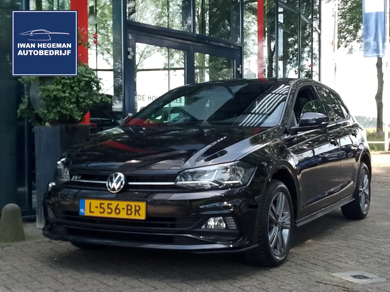 Volkswagen Polo - 1.0 TSI Highline Business R | Navigatie | LM Velgen | Parkeersensoren + Camera | Cruise Co - AutoWereld.nl