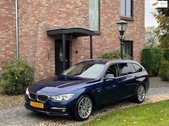 BMW 3-serie Touring - 330i xDrive AUT ACC HUD Leder Clima