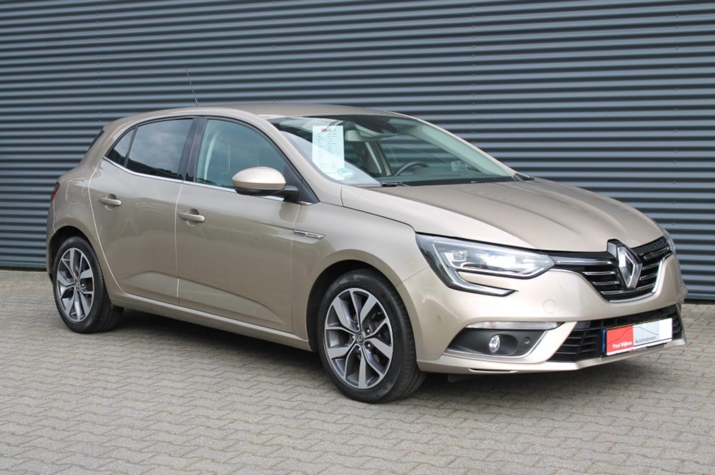 Renault Mégane - 1.2 TCe BOSE Uitvoering 5-Drs Hatchb. AUTOMAAT - AutoWereld.nl