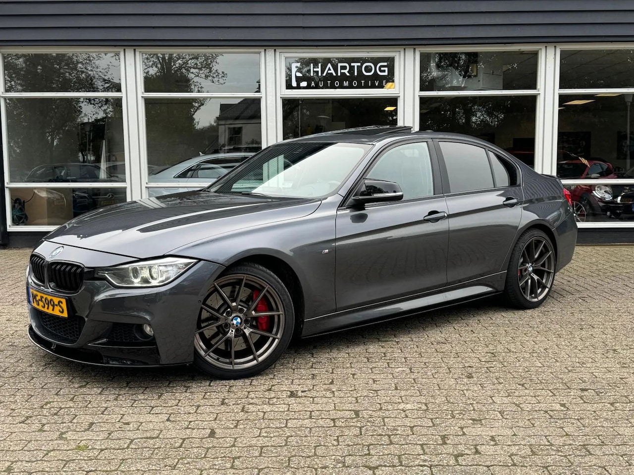 BMW 3-serie - 335d xDrive High Executive | 440PK | VOL | Nieuwe motor | - AutoWereld.nl