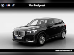 BMW iX1 - eDrive20 | Premium Pack | Travel Pack | Verwarmde voorstoelen