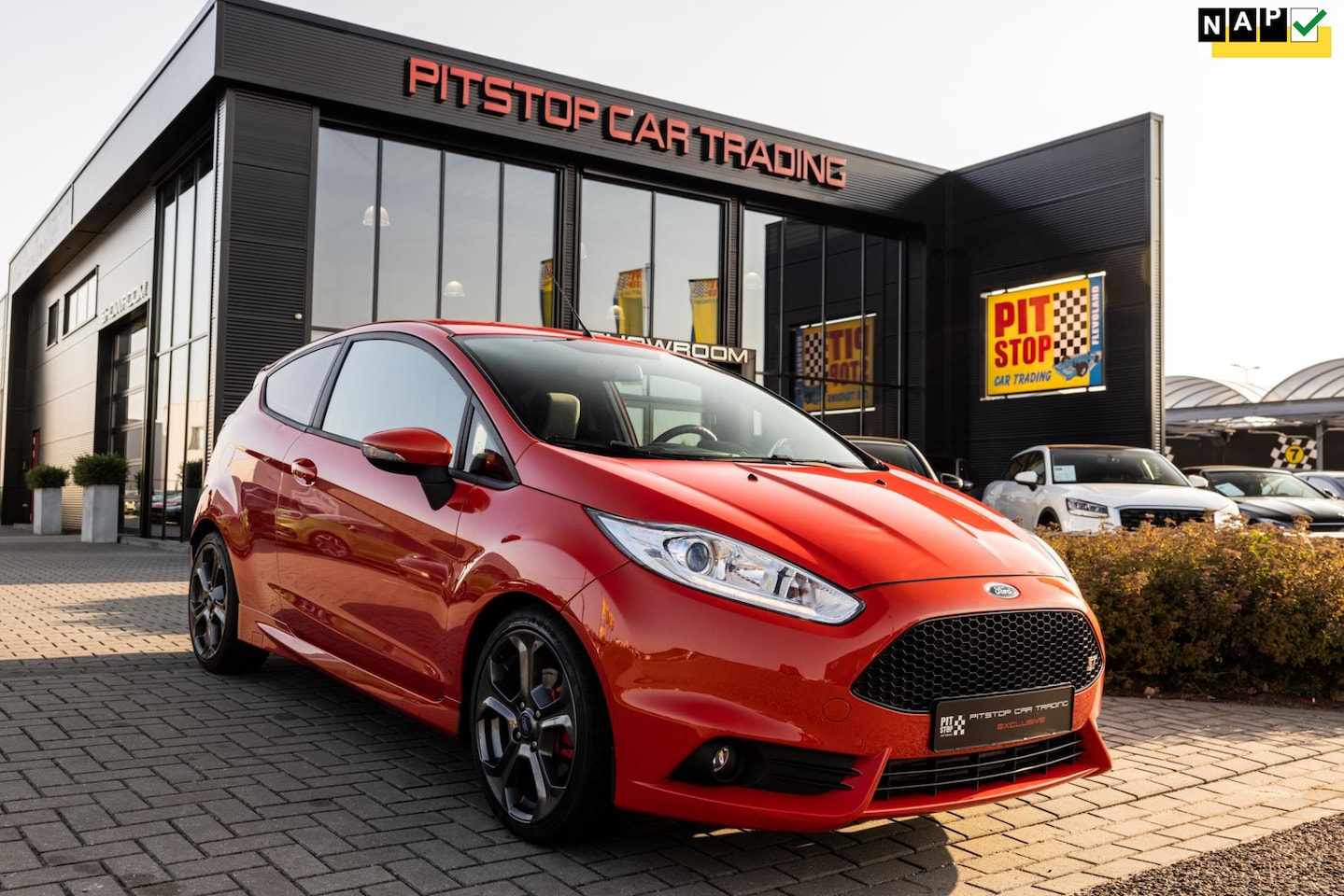 Ford Fiesta - 1.6 ST2 1.6 ST2, 182 PK, *Molten Orange*, Milltek, Topstaat!! - AutoWereld.nl