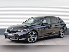 BMW 3-serie Touring - 330e M-Sport Pro | Panoramadak | Head-up | Comfort Access | Memory | Driving Assistant Pro