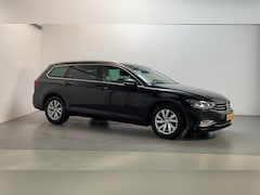 Volkswagen Passat Variant - 1.5 TSI 150pk DSG Comfort Business Navigatie Parkeersensoren DAB+ App-Connect