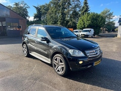 Mercedes-Benz ML-klasse - 320 CDI GRIJS KENTEKEN