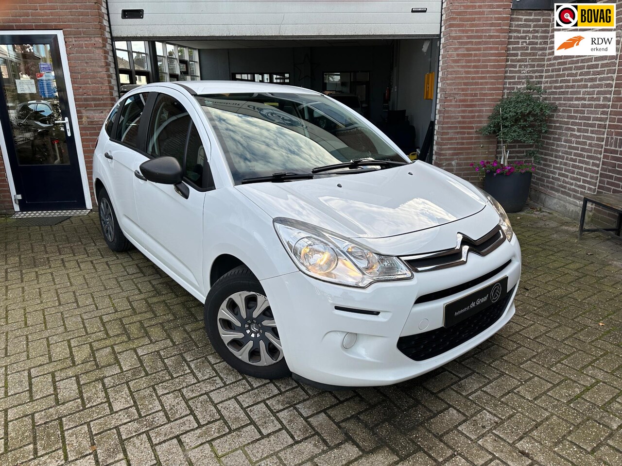 Citroën C3 - 1.0 VTi Attraction | AIRCO/NW DBRIEM /ELEC RAMEN - AutoWereld.nl