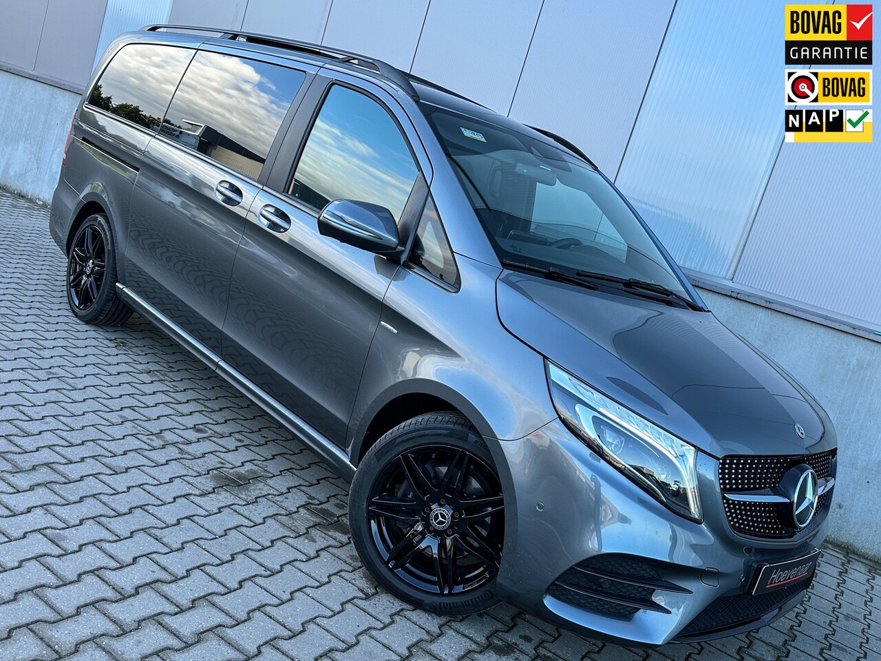 Mercedes-Benz V-klasse - 300d AMG Lang Exclusive Pano 4-Matic Elek deur Koelkast - AutoWereld.nl