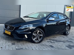 Volvo V40 - 2.0 D2 R-Design Business