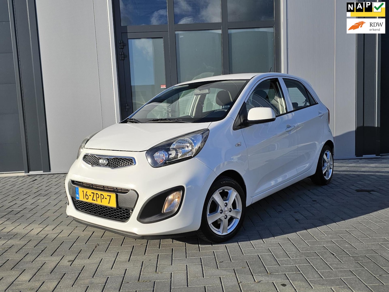 Kia Picanto - 1.0 CVVT ISG Comfort Pack airco - AutoWereld.nl