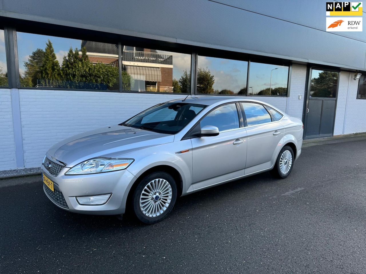 Ford Mondeo - 1.6-16V Titanium Isofix Pdc Eerste eigenaar Nap - AutoWereld.nl