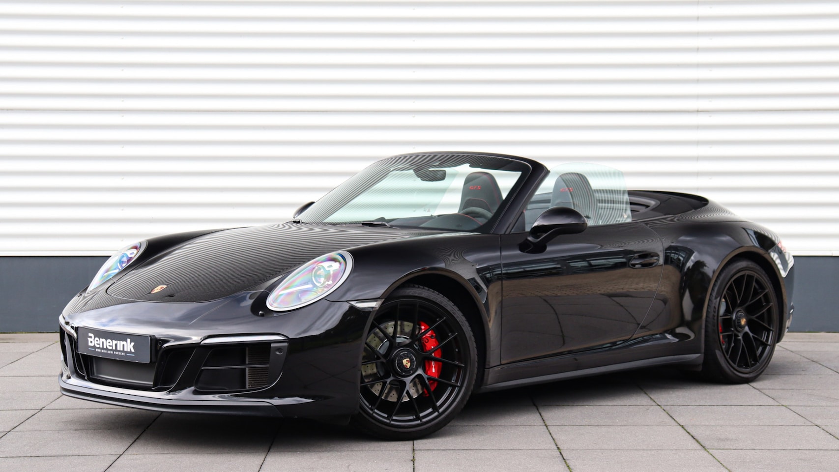 Porsche 911 Cabrio - 3.0 Carrera 4 GTS | BOSE Sound | Sportuitlaat | GTS Interieurpakket | Stuurwielverwarming - AutoWereld.nl