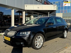 Skoda Octavia Combi - 1.6 TDI Greentech Style Businessline